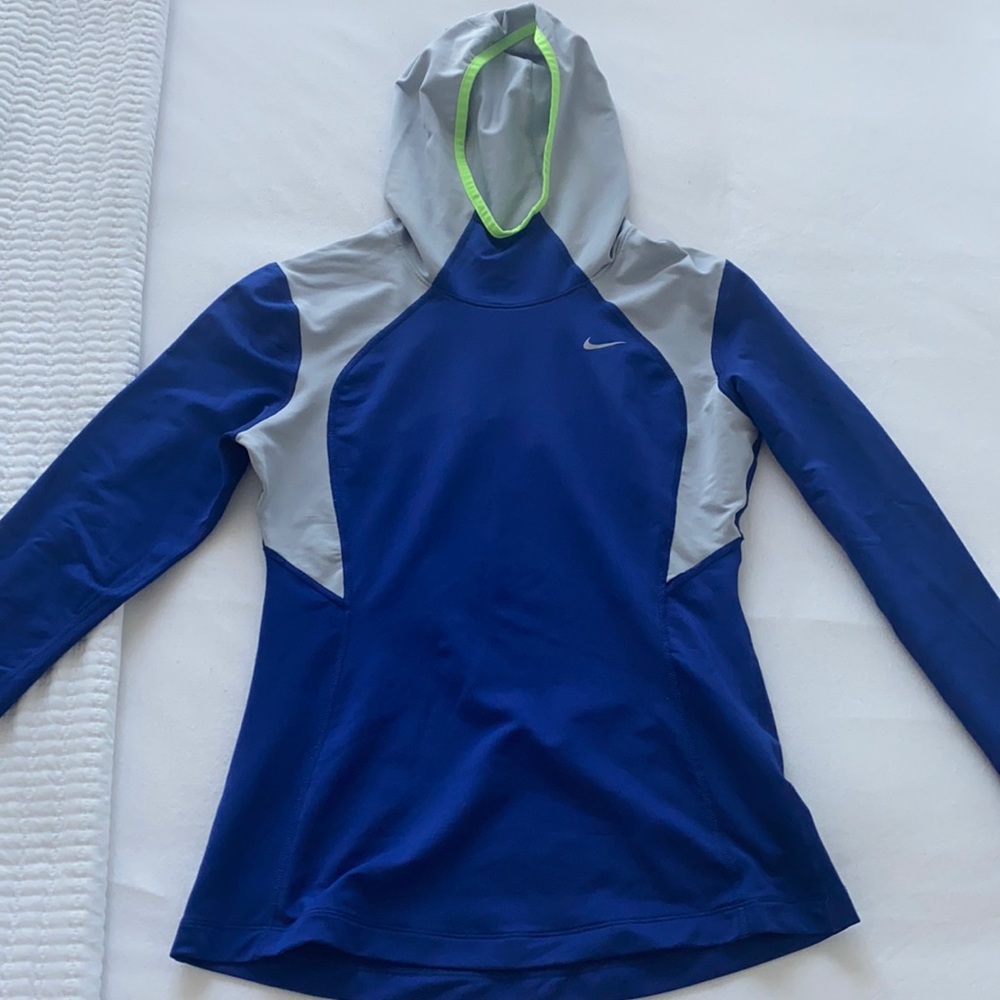 Nike Drifit Pullover - image 1